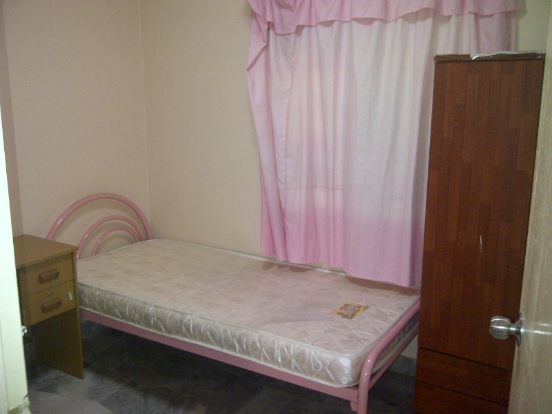 room for rent, medium room, damansara kim, Available Room at Damansara Kim, PJ with utilities Inc. & Fully Furnished