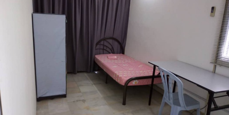 room for rent, medium room, seksyen 14 petaling jaya, Weekly Cleaning Unit For Rent At Seksyen 14, PJ with Internet & Aircond