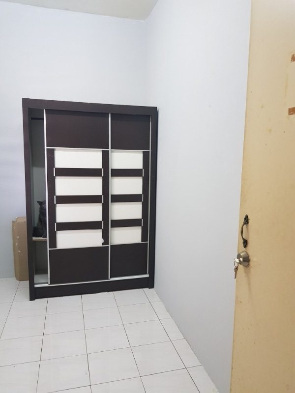 room for rent, single room, salak south, Urgent Small Room for rent