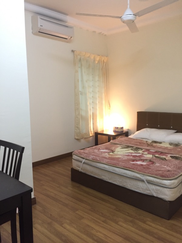 room for rent, medium room, damansara perdana, Middle Room F.Furnished Available For Rent At Metropolitan Square Condo