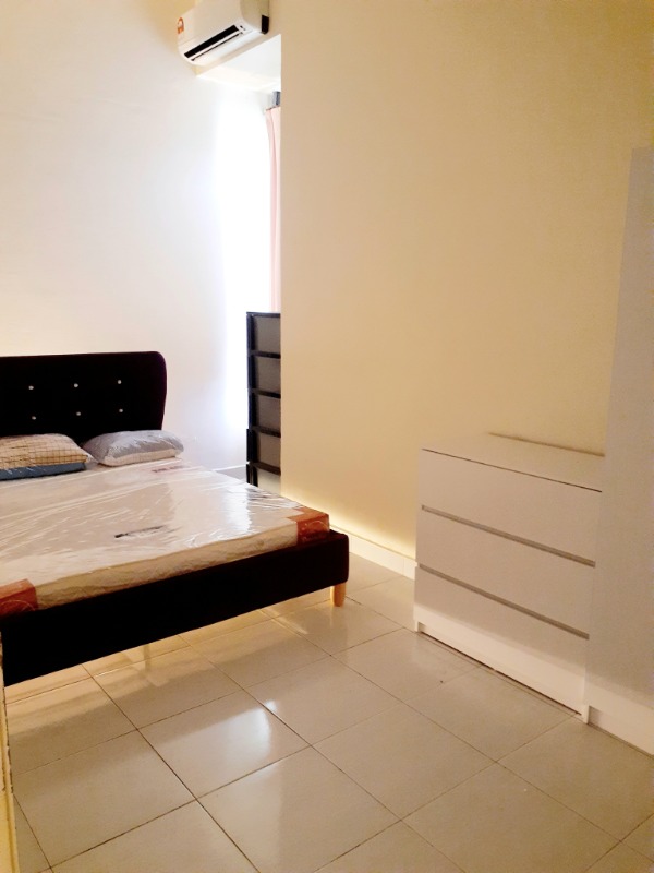 room for rent, medium room, bandar baru ampang, Ampang prima condo aircond fully furnished room