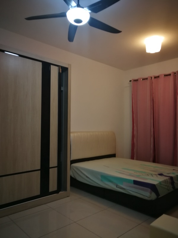 room for rent, master room, kampung perlis, Master room in Woodsbury Suites Butterworth
