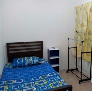 room for rent, medium room, bandar kinrara 5, Facilities Provided! Room at Bandar Kinrara