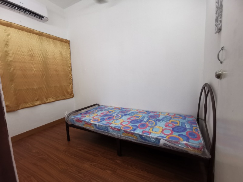 room for rent, medium room, pj new town, Strictly for Non Smoking! PJ NEW TOWN PETALING JAYA