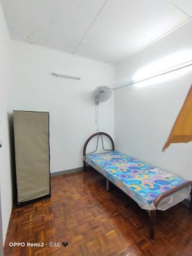 room for rent, medium room, ss7, Room rent at Kelana Jaya with Facilities