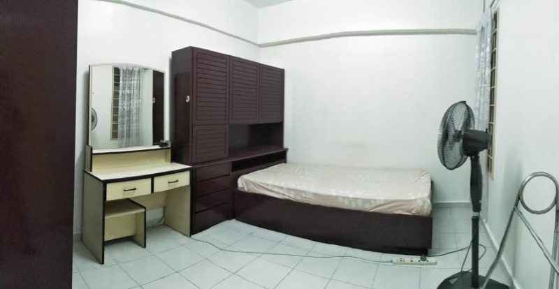 room for rent, medium room, taman desa, Taman Desa - Medium bedroom for rent