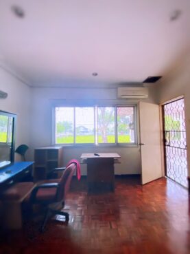room for rent, master room, jalan ss 2/49, 🌈Spacious Master Room with Big Balcony To Rent ✨ SS2 Chow Yang🌈 PJ Free Bus To UM 🚍 Near Taman Bahagia LRT 🚉 KDU College