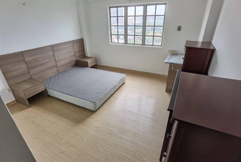 room for rent, medium room, taman oug, Room mediumcondo facility near midvalley lrt