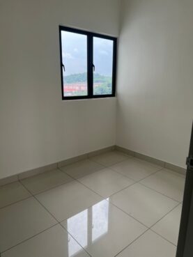 room for rent, medium room, cheras, Cozy Room!! Medium Bedroom with Covered Carpark for Rent