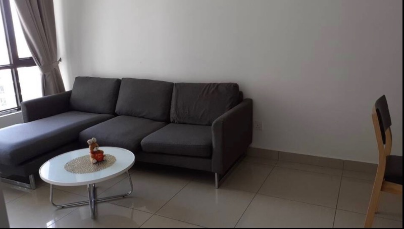 room for rent, medium room, kepong entreprenurs park, Beautiful quiet room with a garden view to let