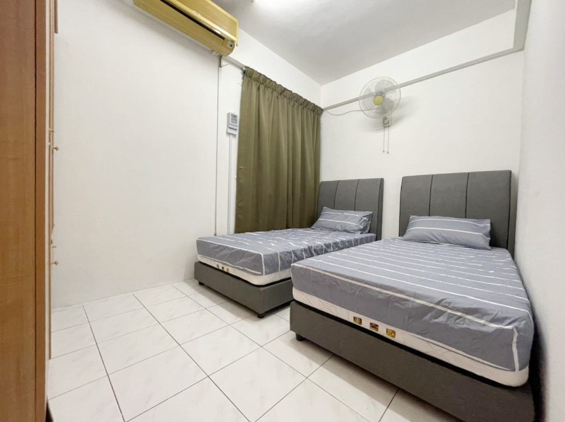 room for rent, medium room, ria apartment, Clean Room @ Ria Apartment, Kg Benggali, Butterworth