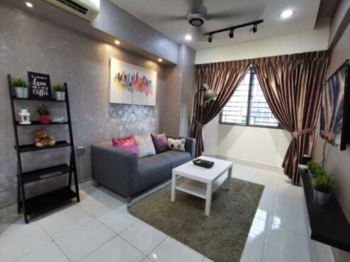 room for rent, master room, persiaran multimedia, Super cool master bedroom with a private bathroom 🚽 fully furnished