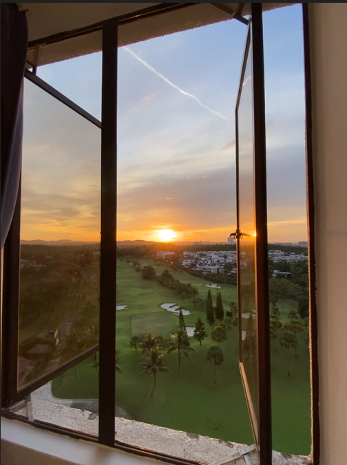 room for rent, medium room, casa tropicana condo, CASA TROPICANA CONDO – middle room with golf view (FEMALE ONLY)