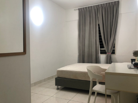 room for rent, medium room, perdana view condominium, Perdana view middle room for rent