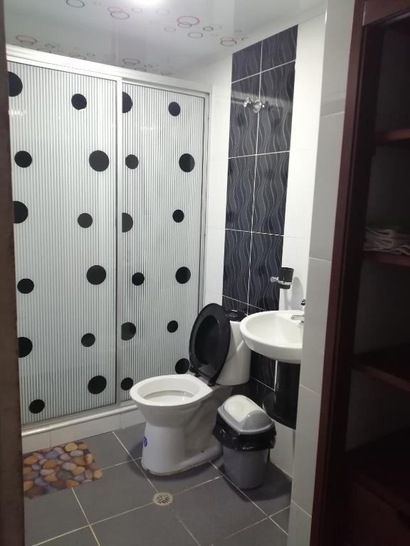 room for rent, studio, kuchai lama, Well furnished private bedroom and private bathroom