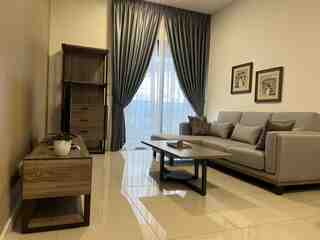 room for rent, full unit, india street, Well furnished master bedroom and bathroom