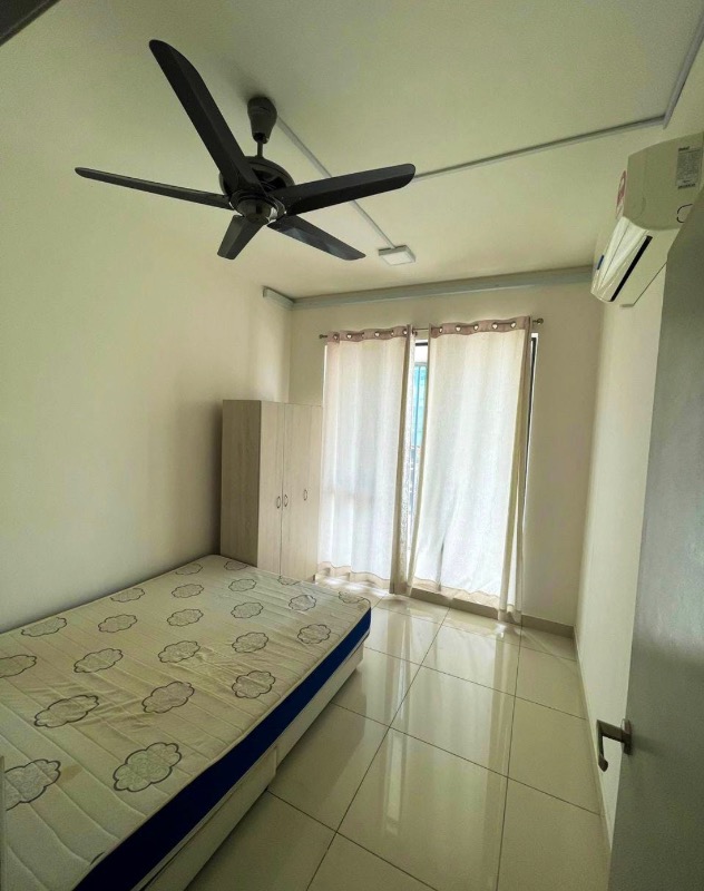 room for rent, studio, sungai besi, Master room available at vyne residence @ sg besi with wifi