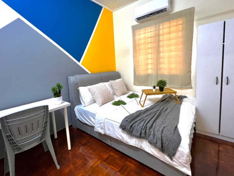 room for rent, medium room, setia alam, 🏡☘️Middle Bedroom Room For Rent SETIA ALAM ✨ DIRECT OWNER✨😍