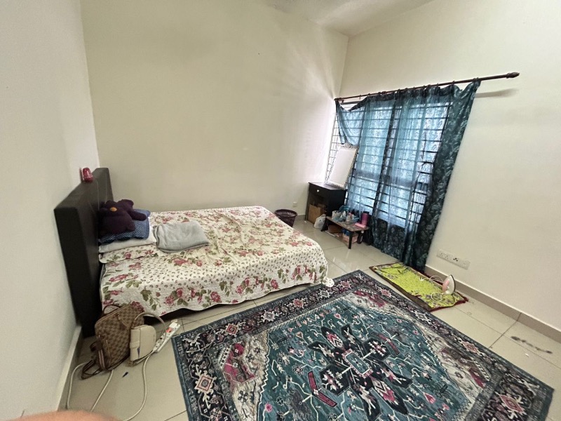 room for rent, master room, puchong, Cozy,calm Master room for rent with private bath