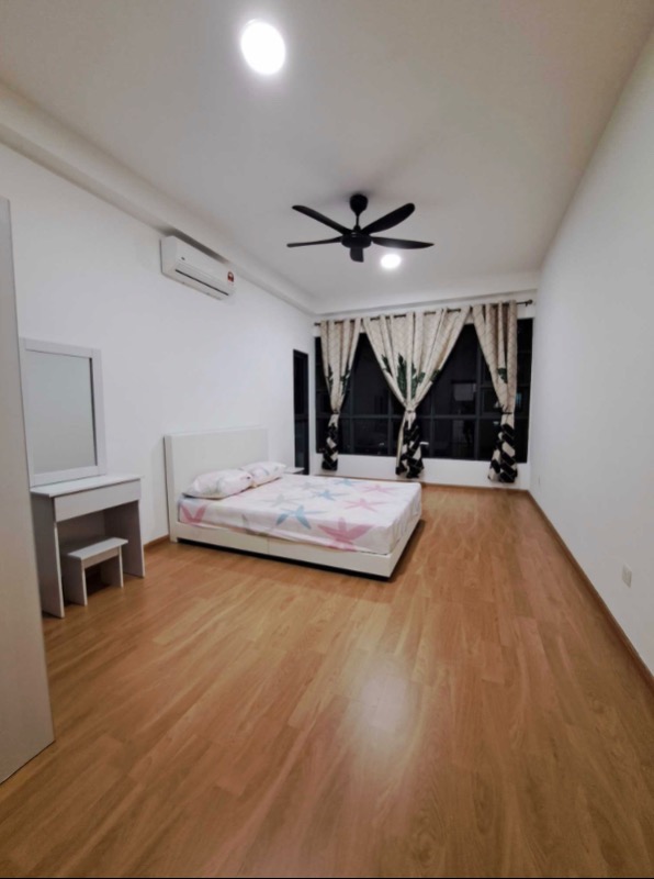 room for rent, studio, medan damansara, Single room for rent with private bathroom