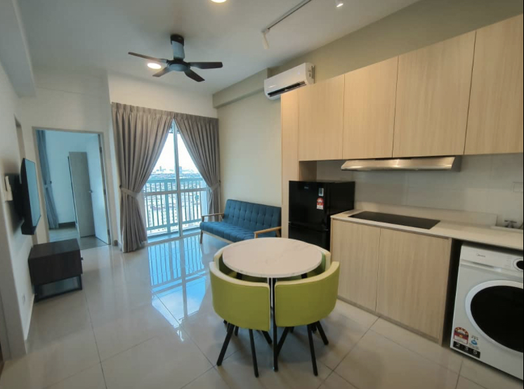 room for rent, full unit, jalan kenari, Fully furnished master unit non sharing/bathroom