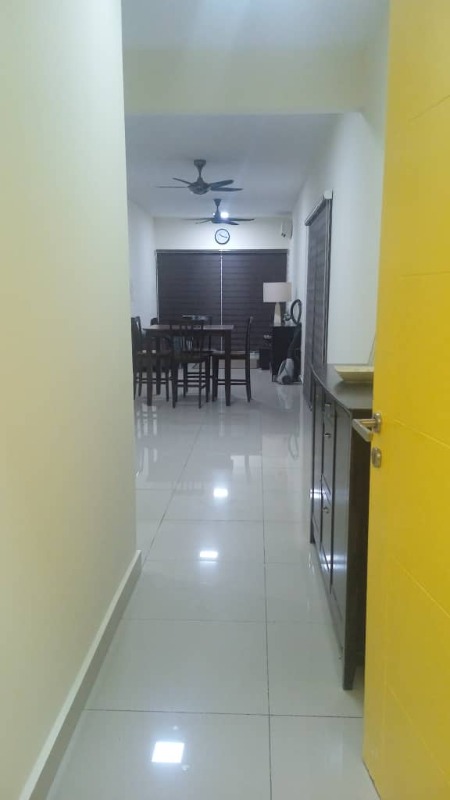 room for rent, medium room, damansara perdana, 2 Big Fully furnished room with balcony
