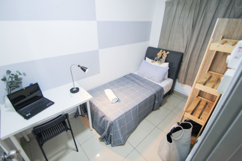 room for rent, single room, kota damansara, Next to Segi University , MRT Kota Damansara, Thomson Hospital, Single Room rent at Casa Residenza
