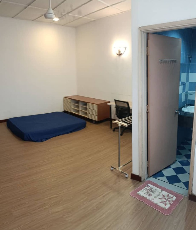 room for rent, master room, taman tun dr ismail, *Master Bedroom @ TTDI near 1 Utama Shopping Centre