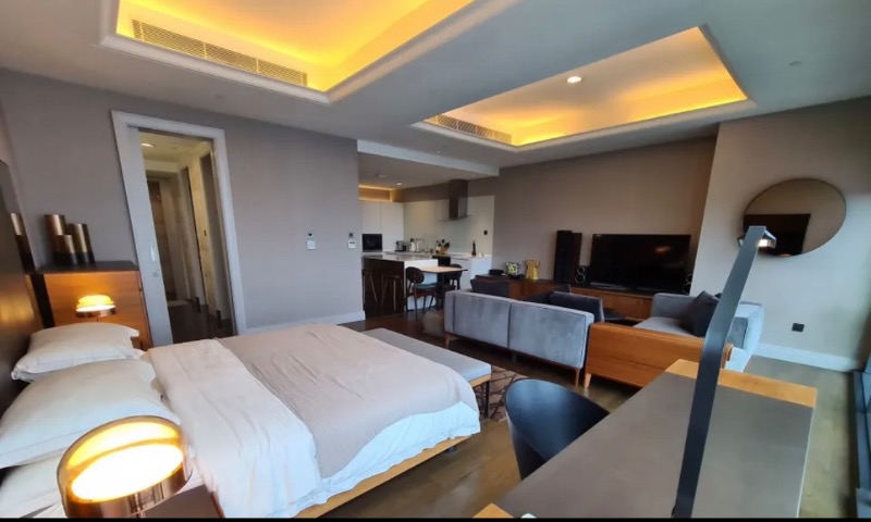 room for rent, studio, kampung gong badak, Well furnished master bedroom and bathroom