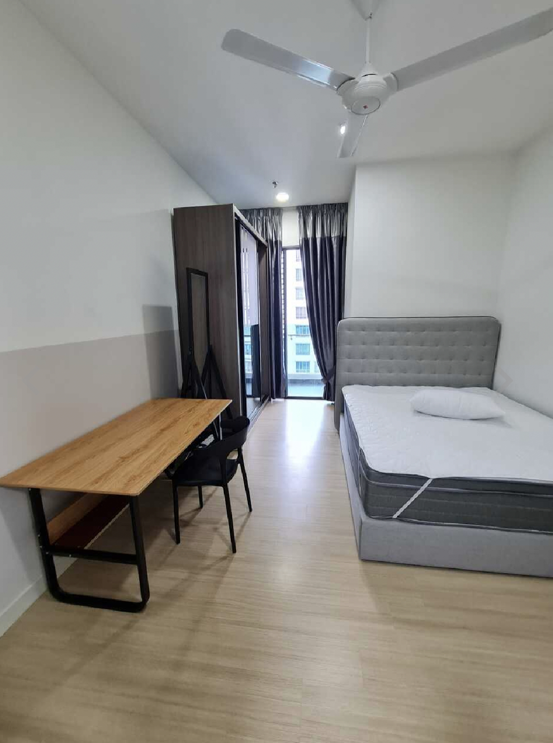 room for rent, studio, the strand, Fully furnished studio unit comfortable