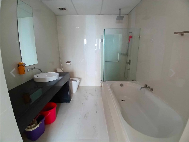 room for rent, full unit, subang - kelana jaya link, Private bedroom also got private bathroom