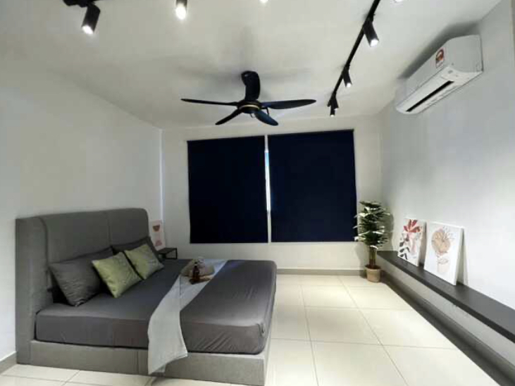 room for rent, studio, jalan kenari 11, Fully furnished studio unit non sharing/bathroom
