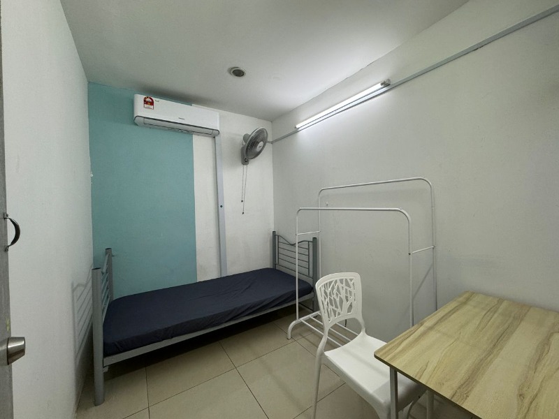 room for rent, single room, kota damansara, Single Room near MRT Surian Kota Damansara