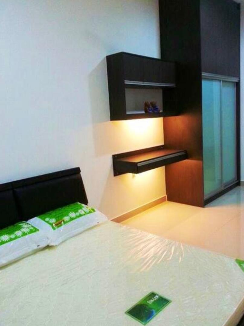 room for rent, studio, setia alam, Private bedroom also got private bathroom