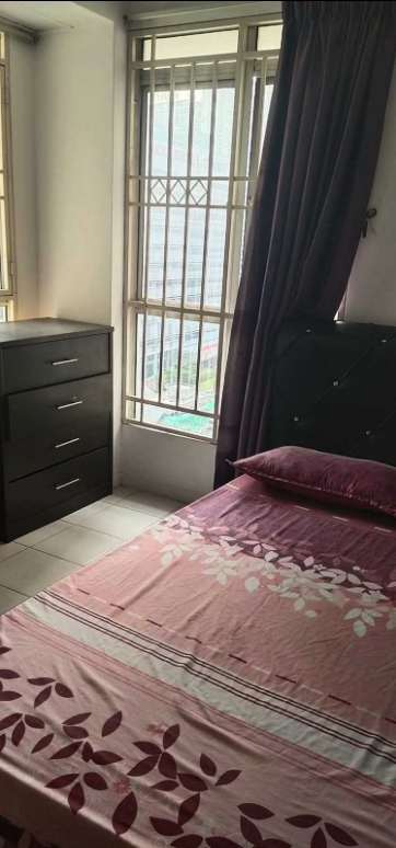 room for rent, studio, jalan 18/54, Send the owner a message on WhatsApp if you want to RENT the unit Telegram(@amdanbinibrahim).
