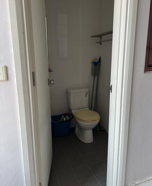 room for rent, master room, bandar cassia, Master Bedroom with an attached Bathroom