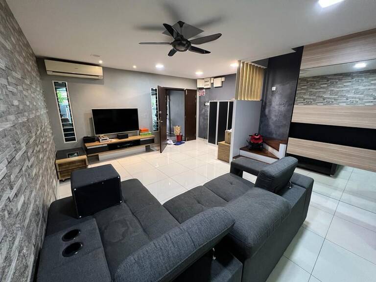 room for rent, studio, jalan pipit, Fully Furnished studio unit